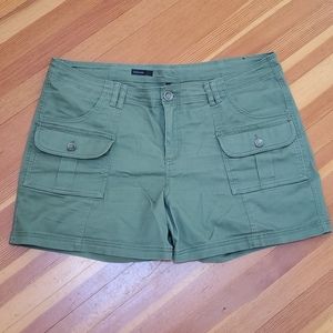 Kut from the Kloth Cargo Short